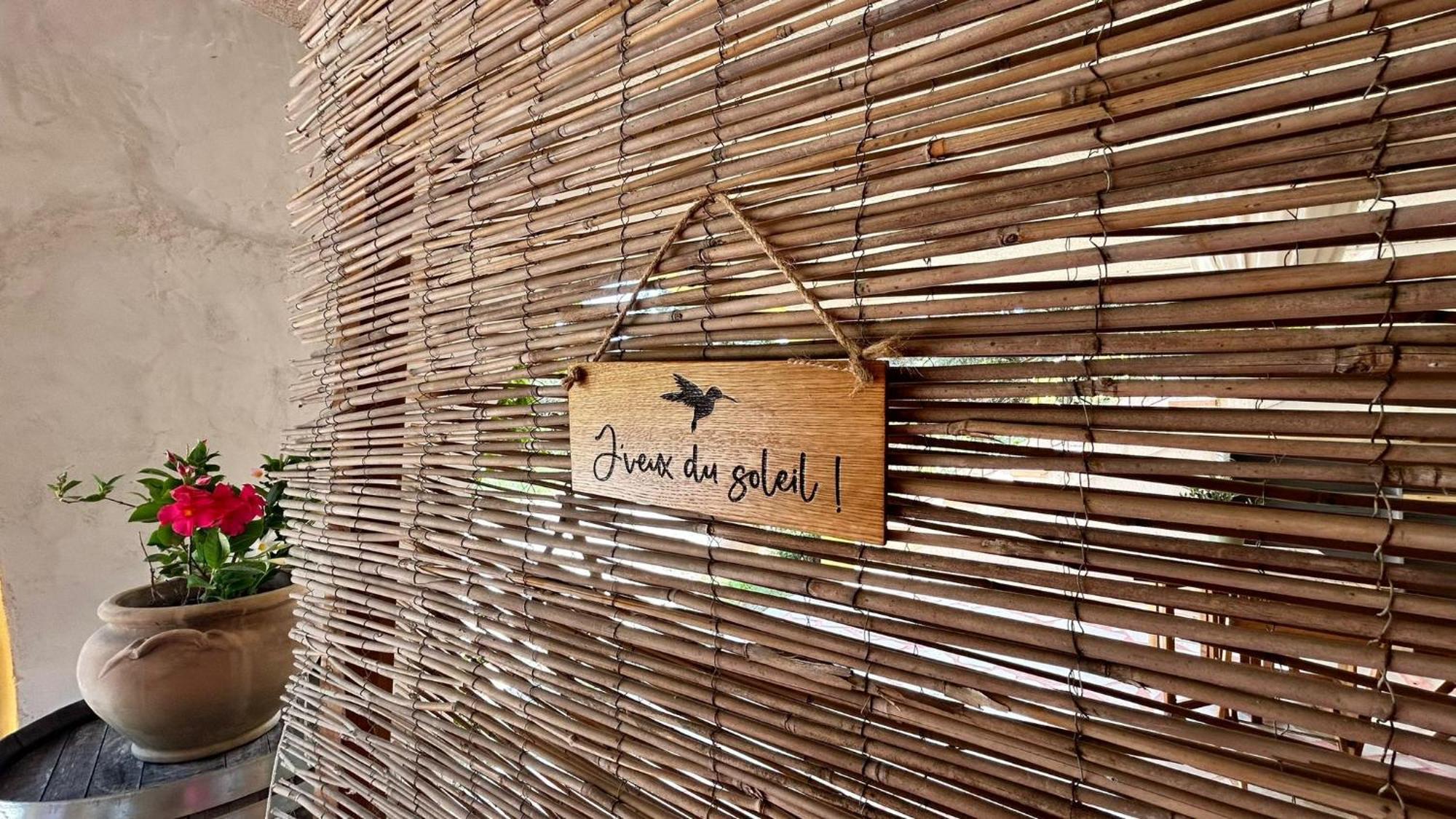 מלון Pujaut Domaine Colibri En Provence מראה חיצוני תמונה